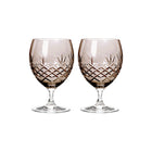 To brune fargede krystallglass med fasettslipt diamantmønster fra Frederik Bagger.