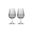 To elegante krystallglass med fasettslipt diamantmønster i skandinavisk design fra Frederik Bagger.