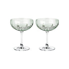 To grønne champagneskåler i krystallglass med diamantmønster fra Frederik Bagger