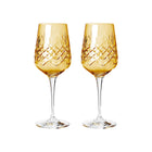 To fargede krystallglass med diamantmønster i gul citrine-farge fra Frederik Bagger.