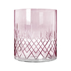 Rosa skandinavisk vase i farget glass med diamantmønster, designet av Frederik Bagger.