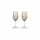 To brune Copal portvinsglass med fasettslipt mønster i klart glass fra Frederik Bagger