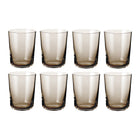 Åtte brune, sylindriske vannglass i skandinavisk stil fra Frederik Bagger med minimalistisk design.