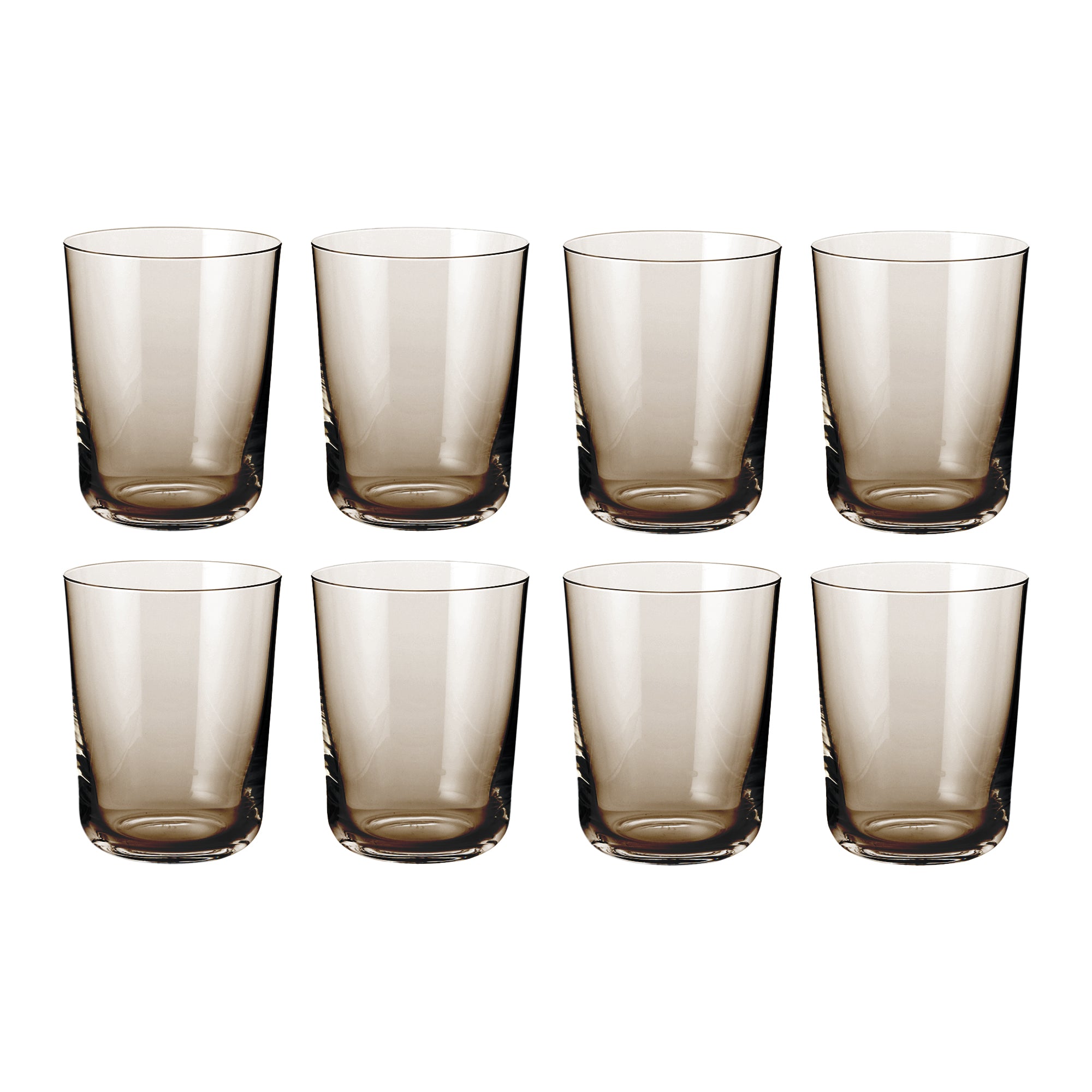 Åtte brune, sylindriske vannglass i skandinavisk stil fra Frederik Bagger med minimalistisk design.