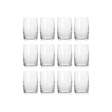 Tolv klare glass med rillet, fasettslipt mønster i skandinavisk design fra Frederik Bagger.