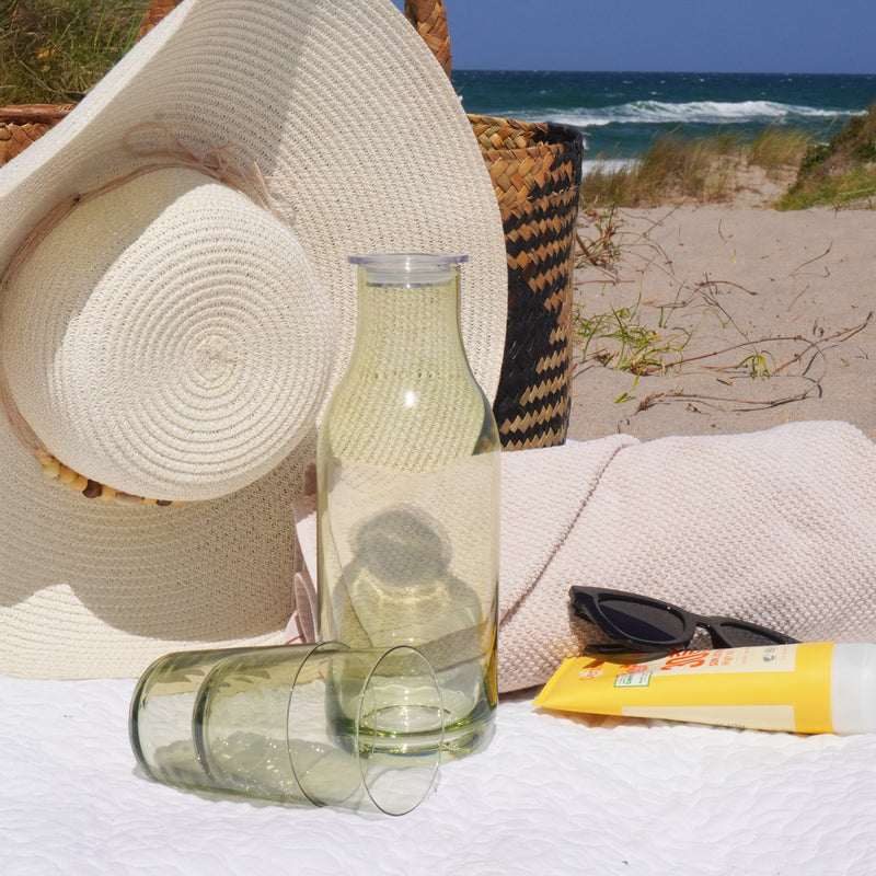 New York Bottle + Water // Emerald